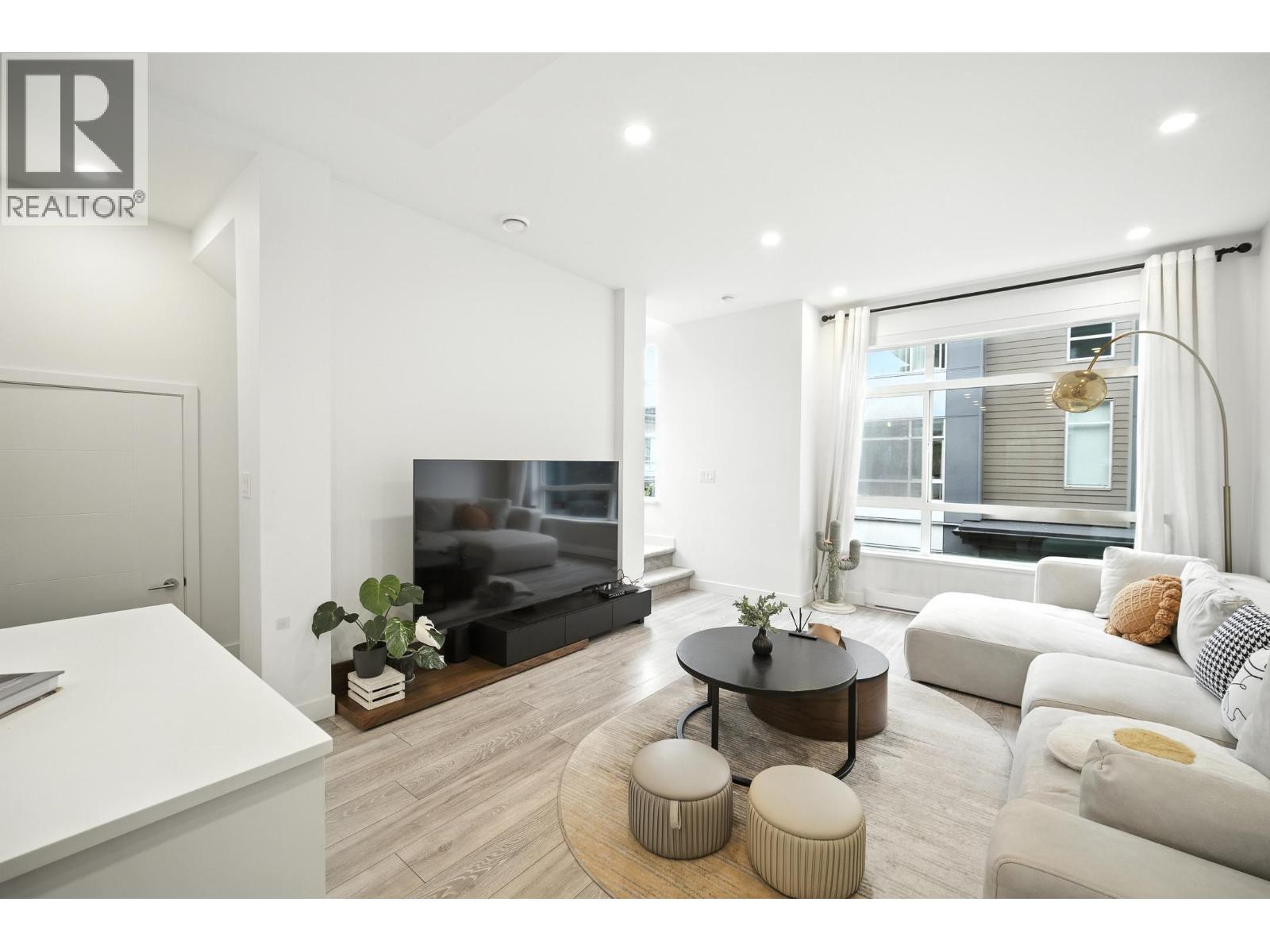 43 10511 NO. 5 ROAD, Richmond