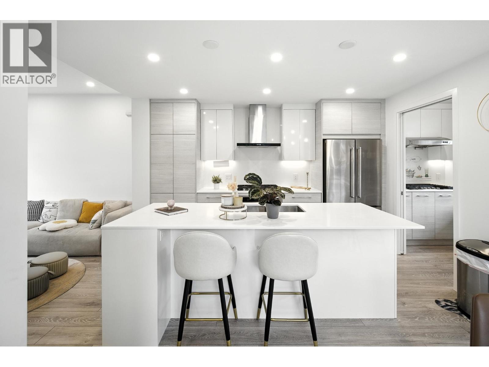 43 10511 NO. 5 ROAD, Richmond