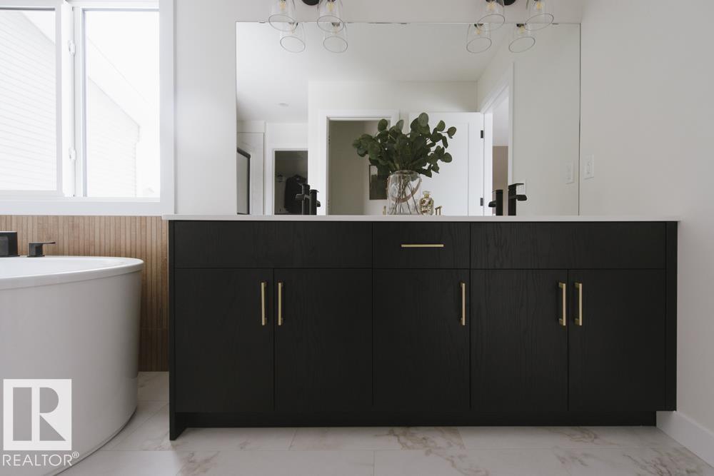 6 Coulee CL, Ardrossan