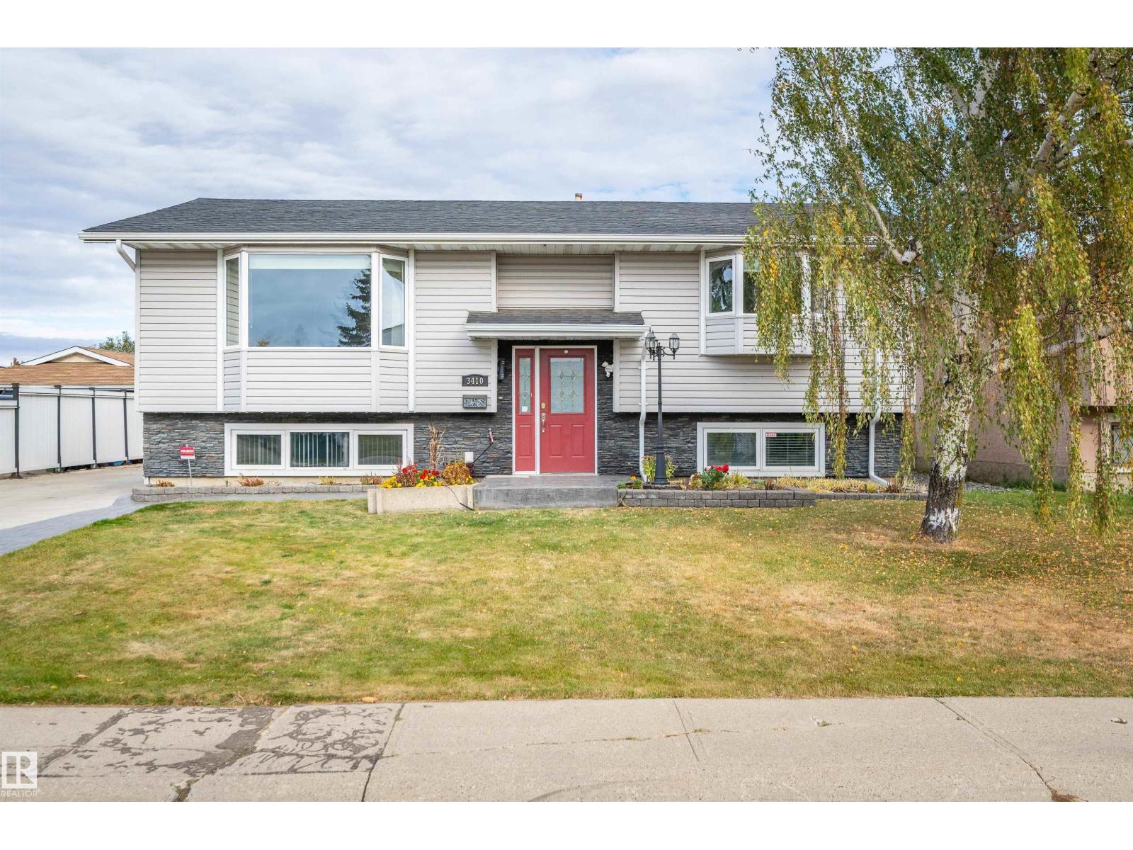 3410 135A AV NW, Edmonton, Alberta