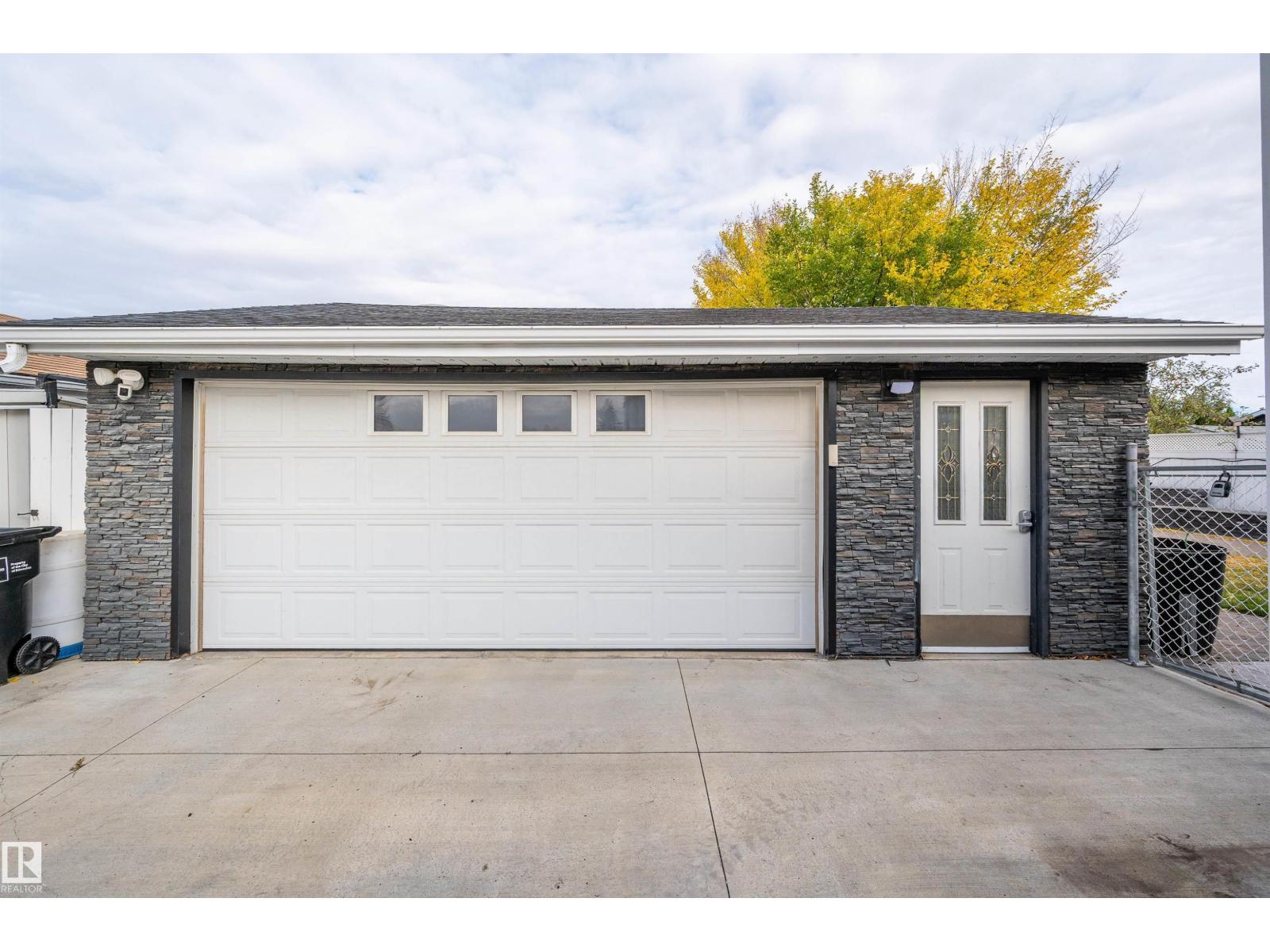 Single Family House Bi-level for Sale in  A AV NW Edmonton 