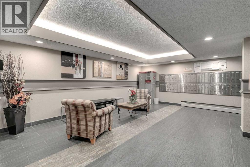 Single Family House for Sale in    Avenue SW Haysboro Calgary 