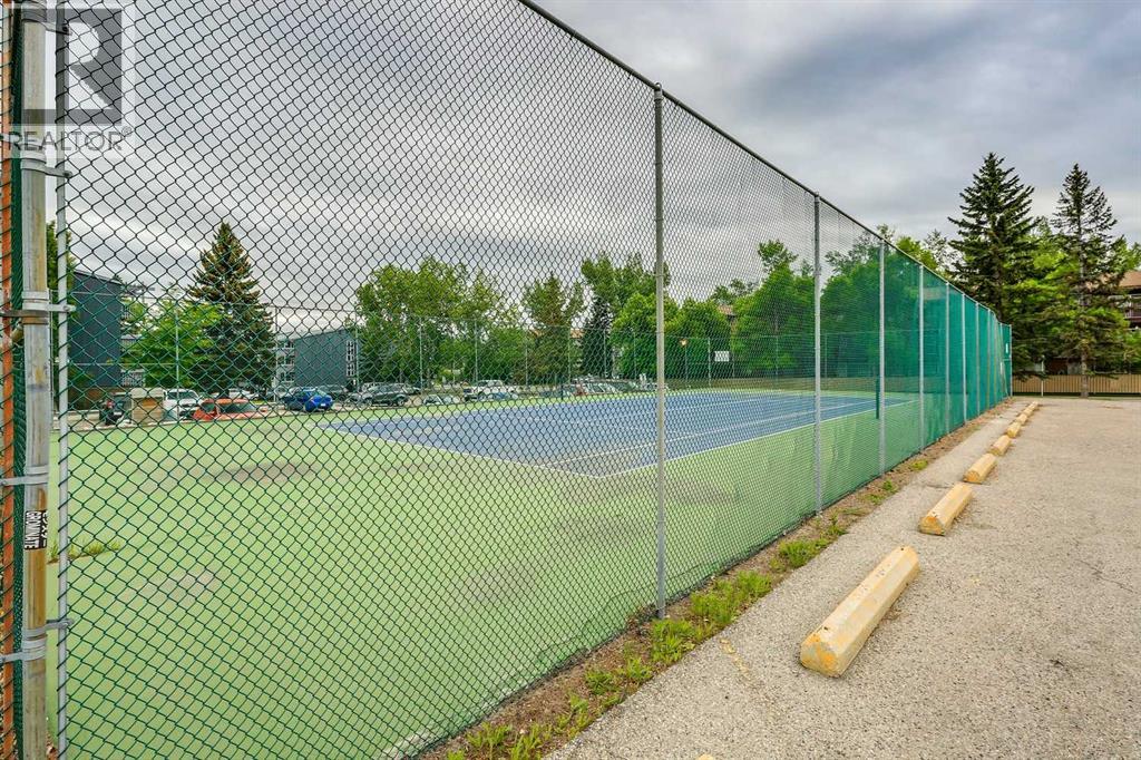 Single Family House for Sale in    Avenue SW Haysboro Calgary 
