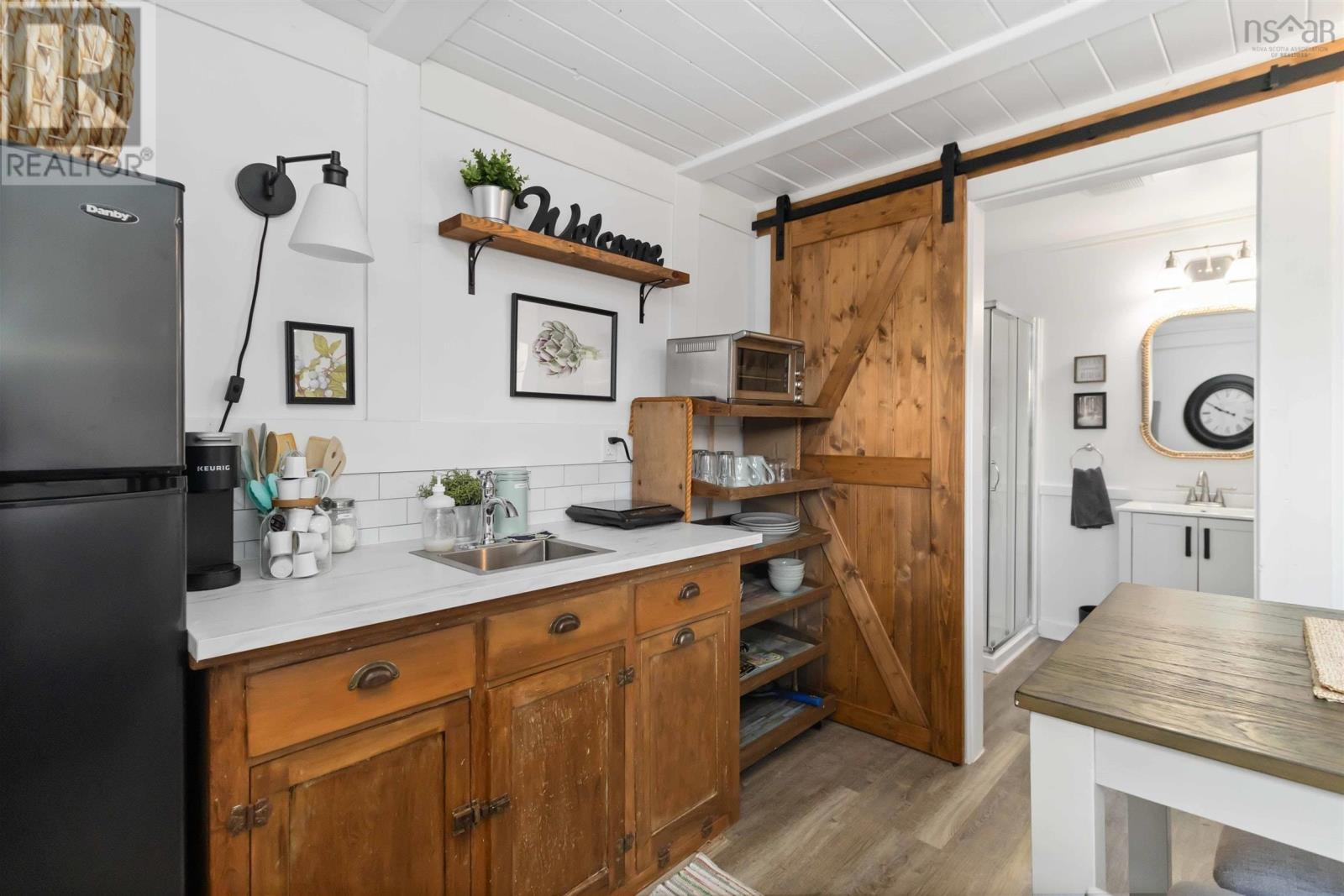 Property 38 of 50 of 8981 Highway 331