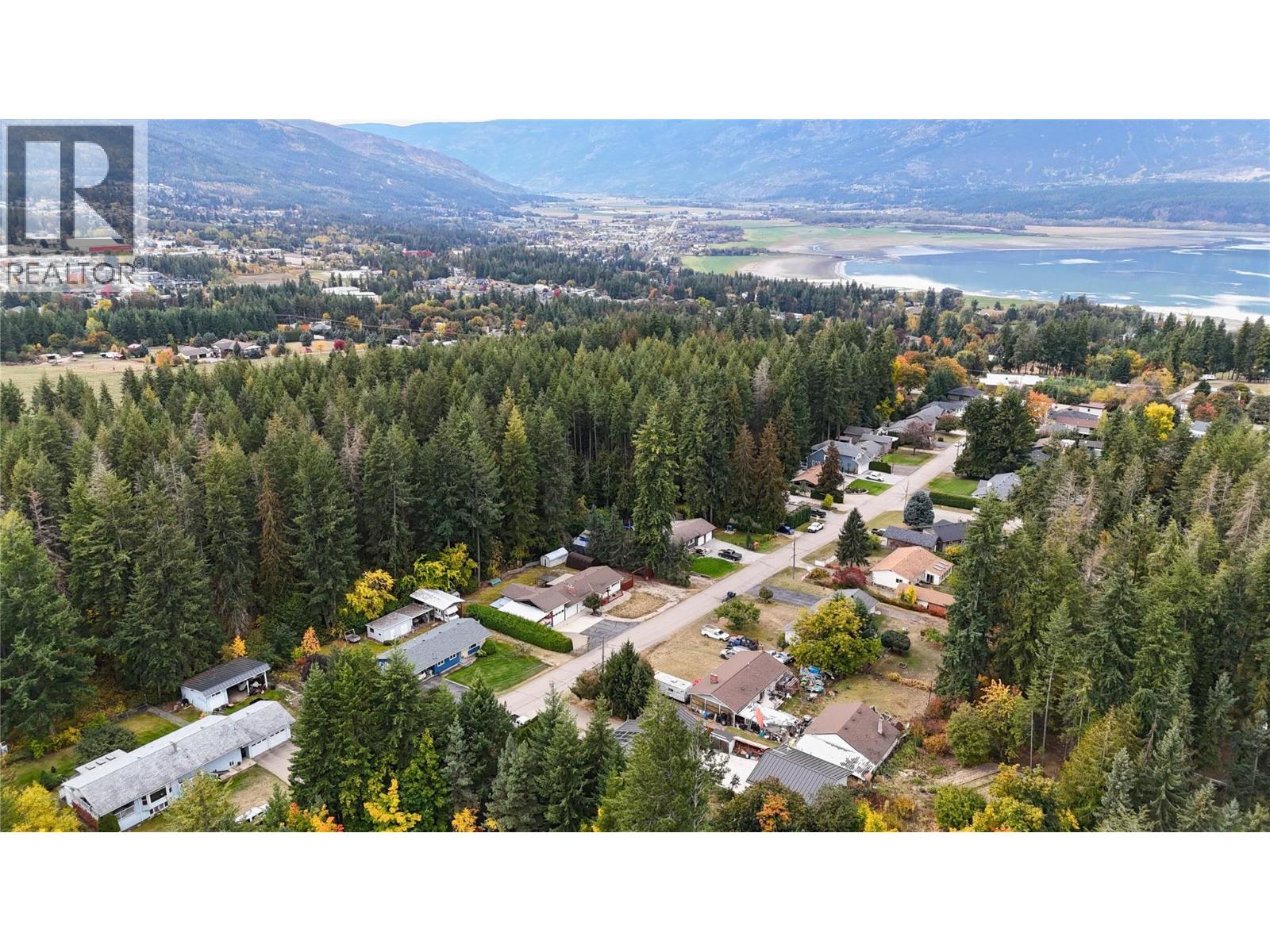 3380 28 Avenue Northeast, Salmon Arm