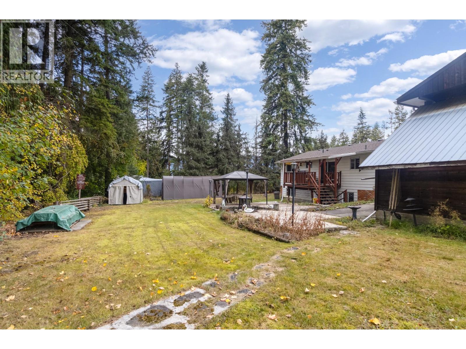 3380 28 Avenue Northeast, Salmon Arm