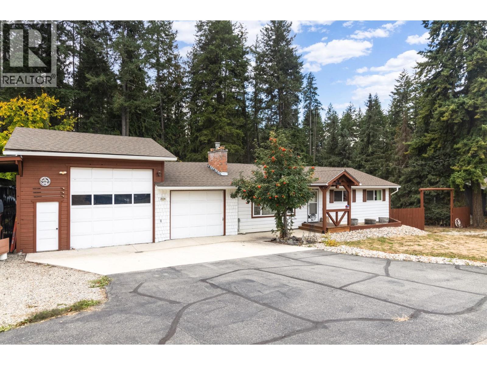 3380 28 Avenue Northeast, Salmon Arm