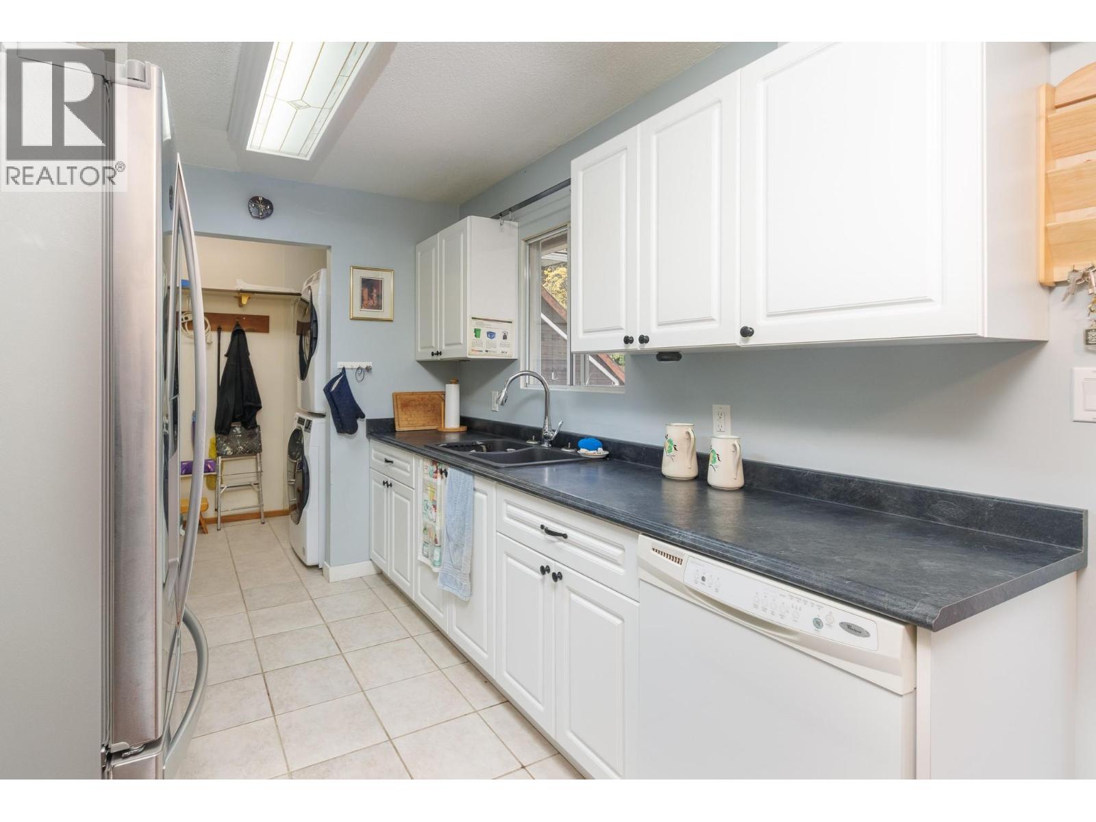 3380 28 Avenue Northeast, Salmon Arm