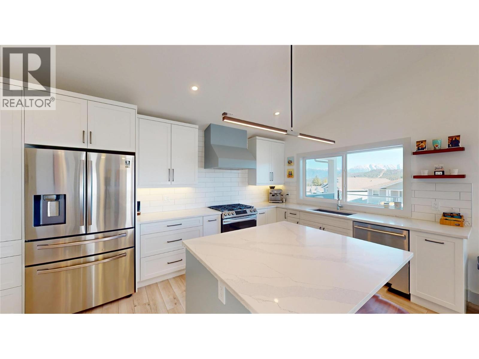 365 Legacy Lookout, Cranbrook