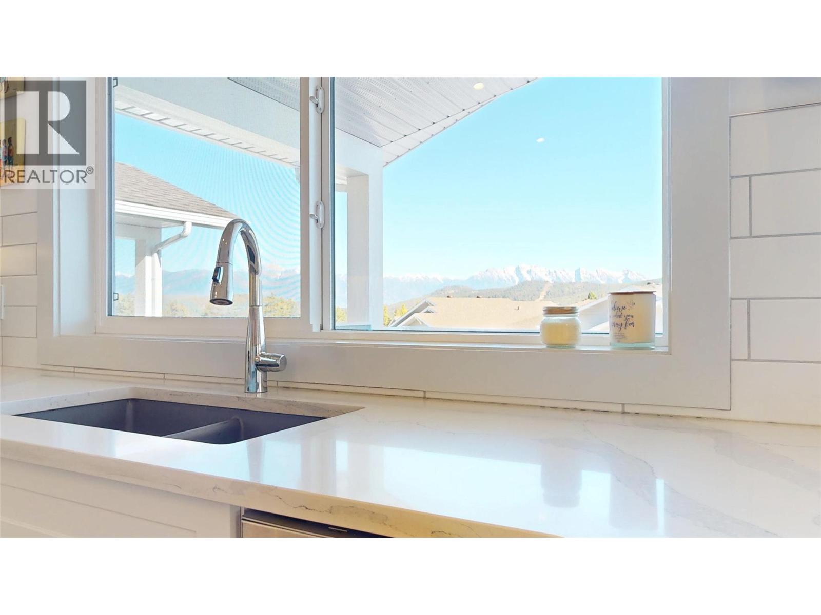 365 Legacy Lookout, Cranbrook