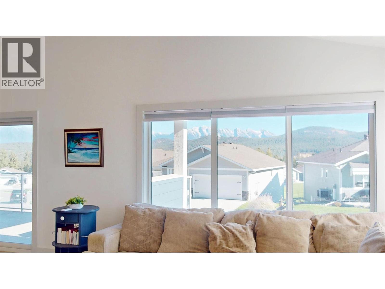 365 Legacy Lookout, Cranbrook