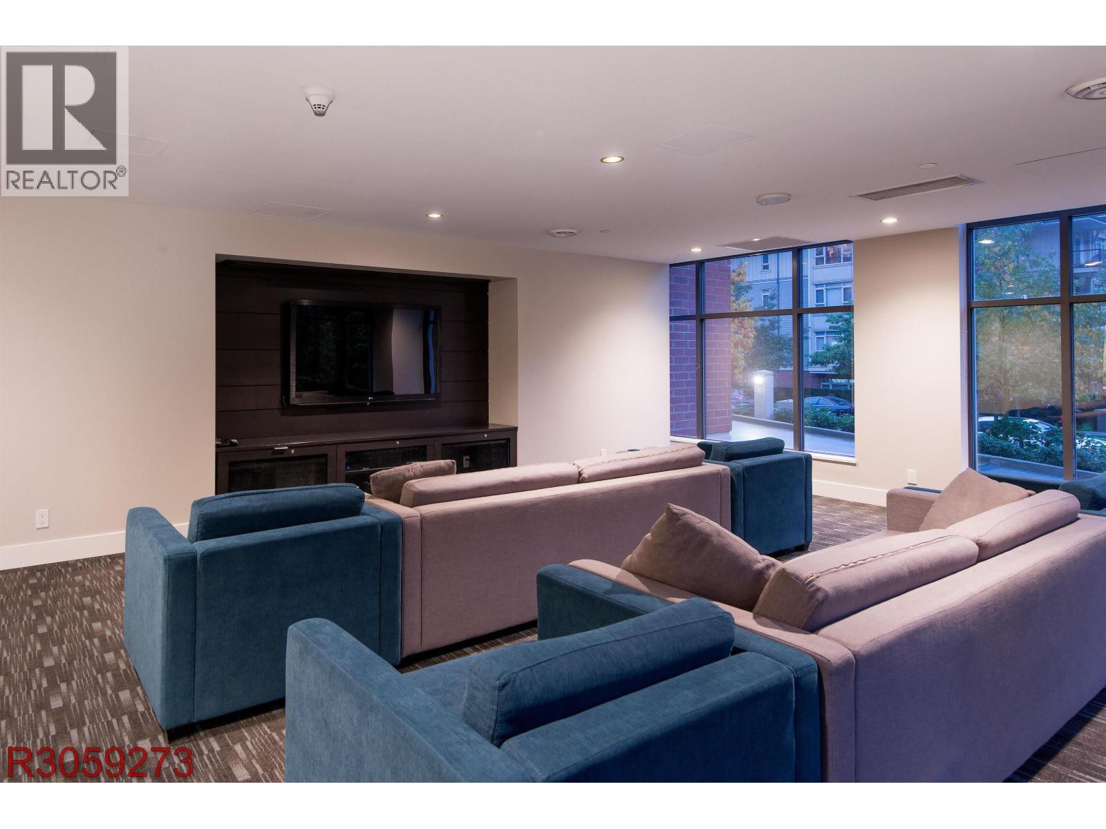 1902 301 CAPILANO ROAD, Port Moody