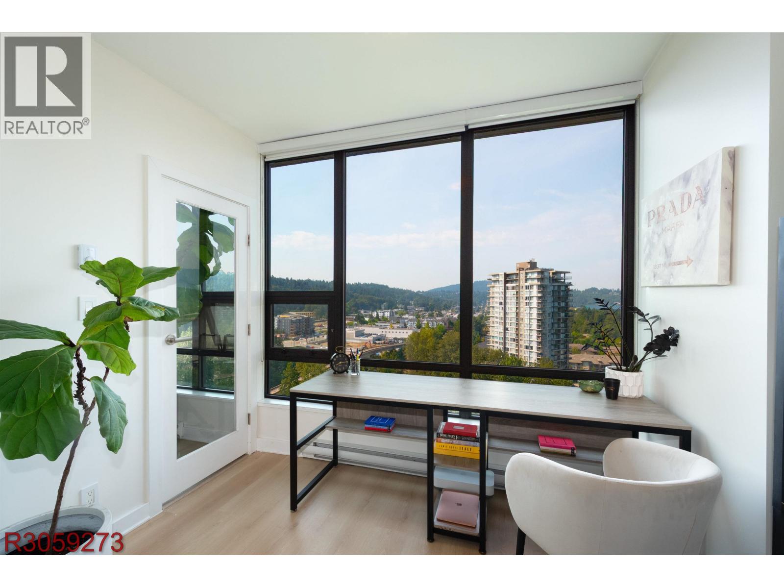 1902 301 CAPILANO ROAD, Port Moody