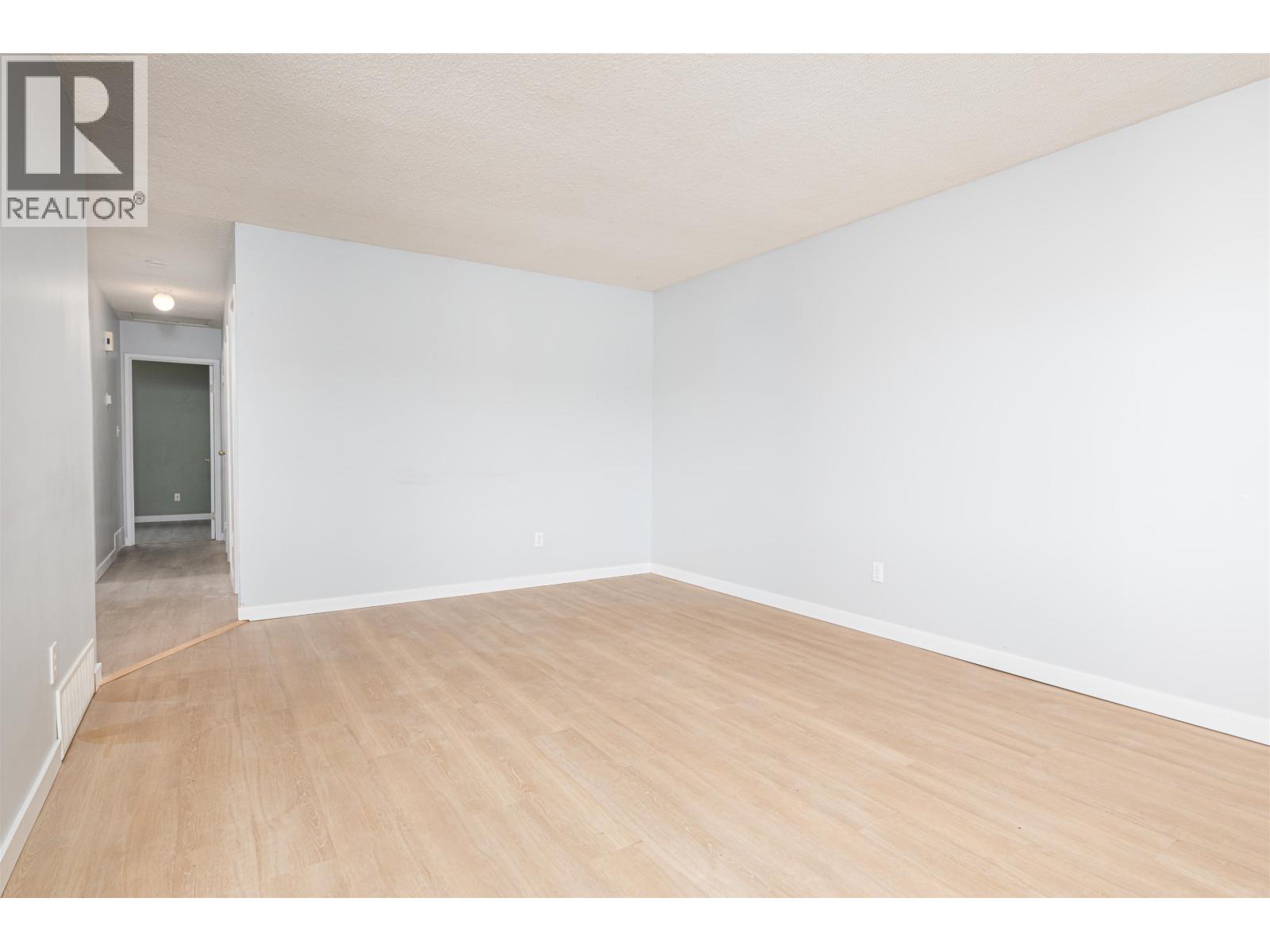 7816 LOYOLA DRIVE, Prince George