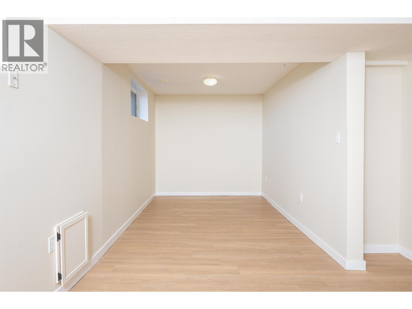 7816 LOYOLA DRIVE, Prince George
