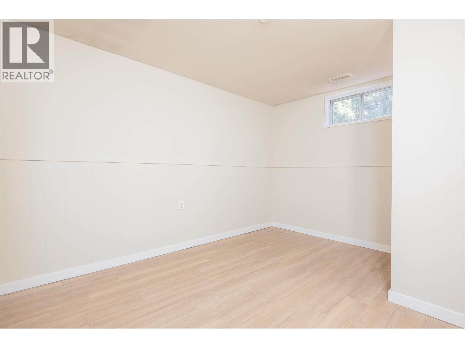 7816 LOYOLA DRIVE, Prince George