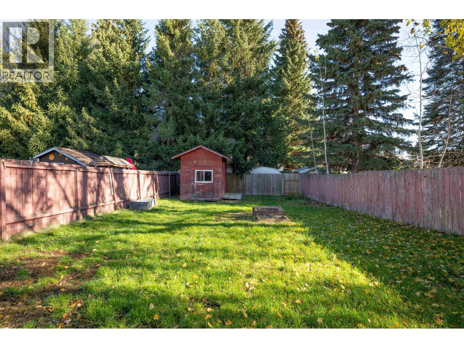 7816 LOYOLA DRIVE, Prince George