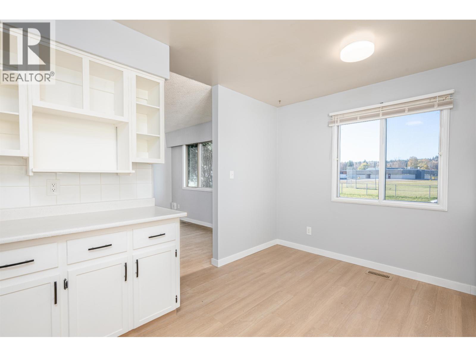 7816 LOYOLA DRIVE, Prince George