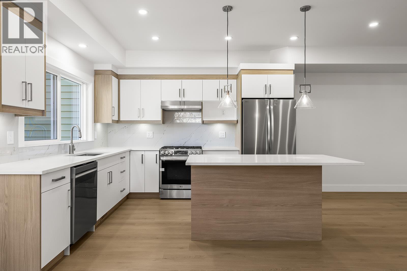  2709 Hewl Road, West Kelowna