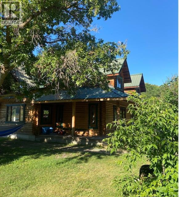 937 Thirteenth Avenue, Midway