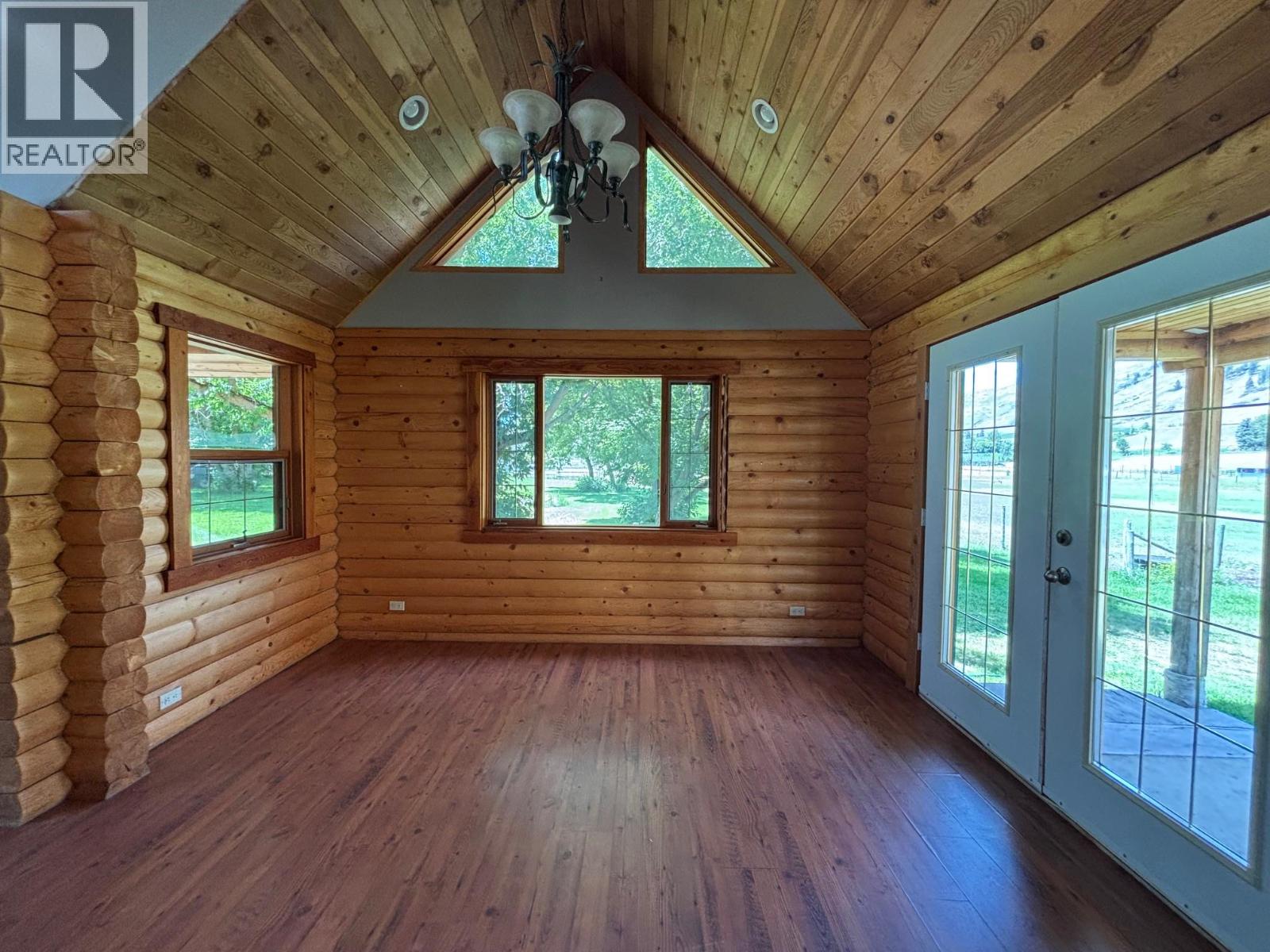 937 Thirteenth Avenue, Midway