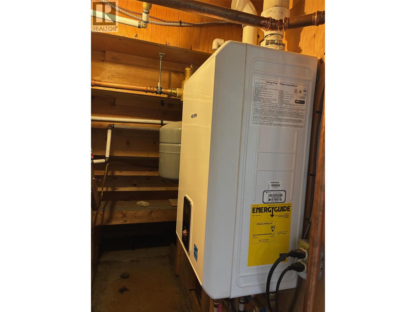 937 Thirteenth Avenue, Midway