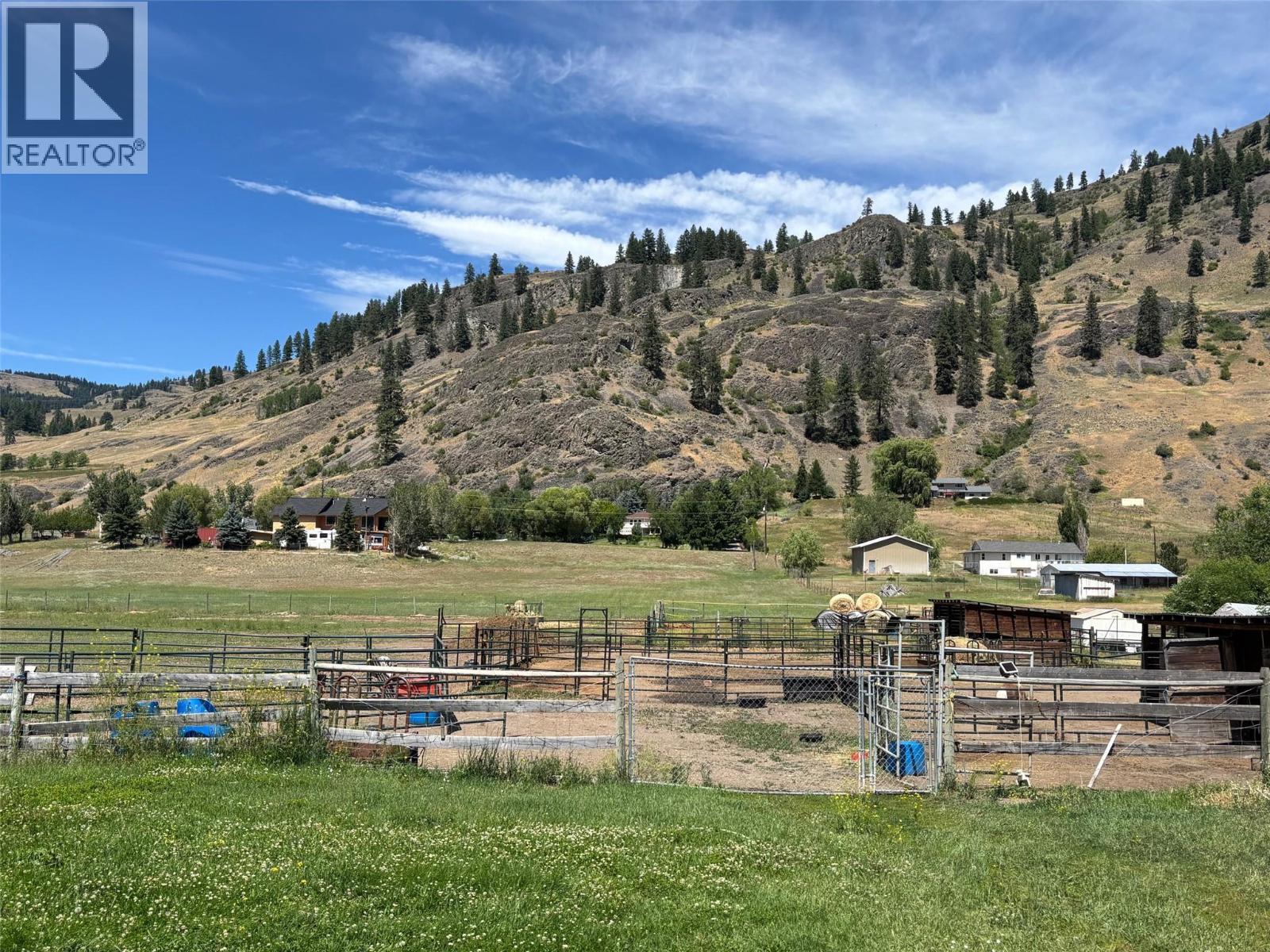 937 Thirteenth Avenue, Midway