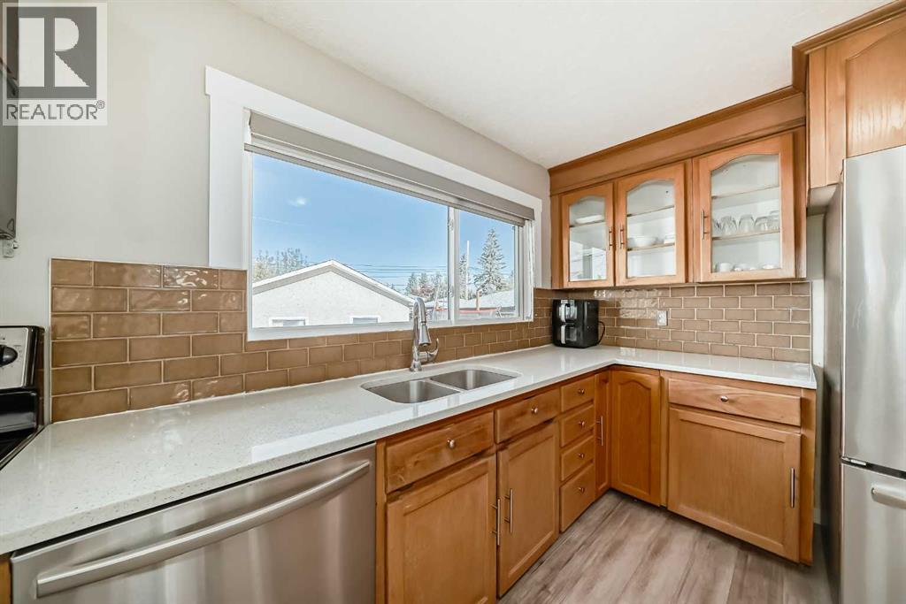 Single Family House Bungalow for Sale in  Valentine Crescent SE Penbrooke Meadows Calgary 