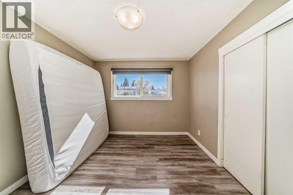 Single Family House Bungalow for Sale in  Valentine Crescent SE Penbrooke Meadows Calgary 