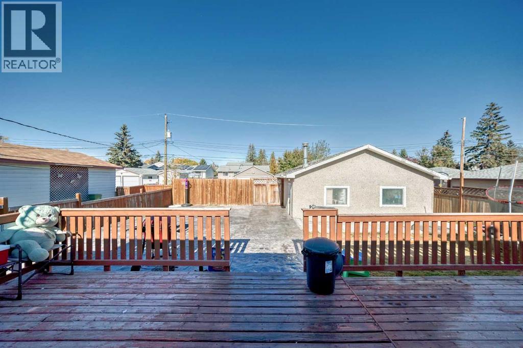 Single Family House Bungalow for Sale in  Valentine Crescent SE Penbrooke Meadows Calgary 