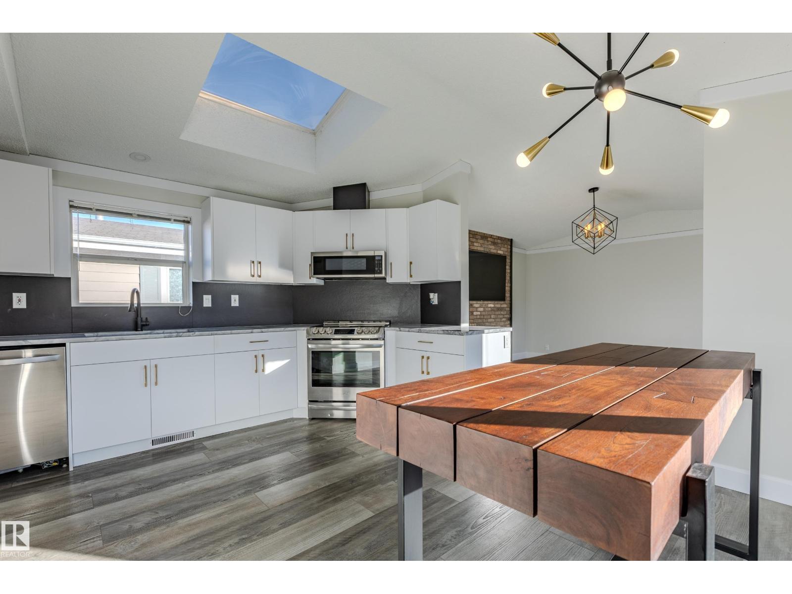 514 Maple Wood CR NW NW, Edmonton