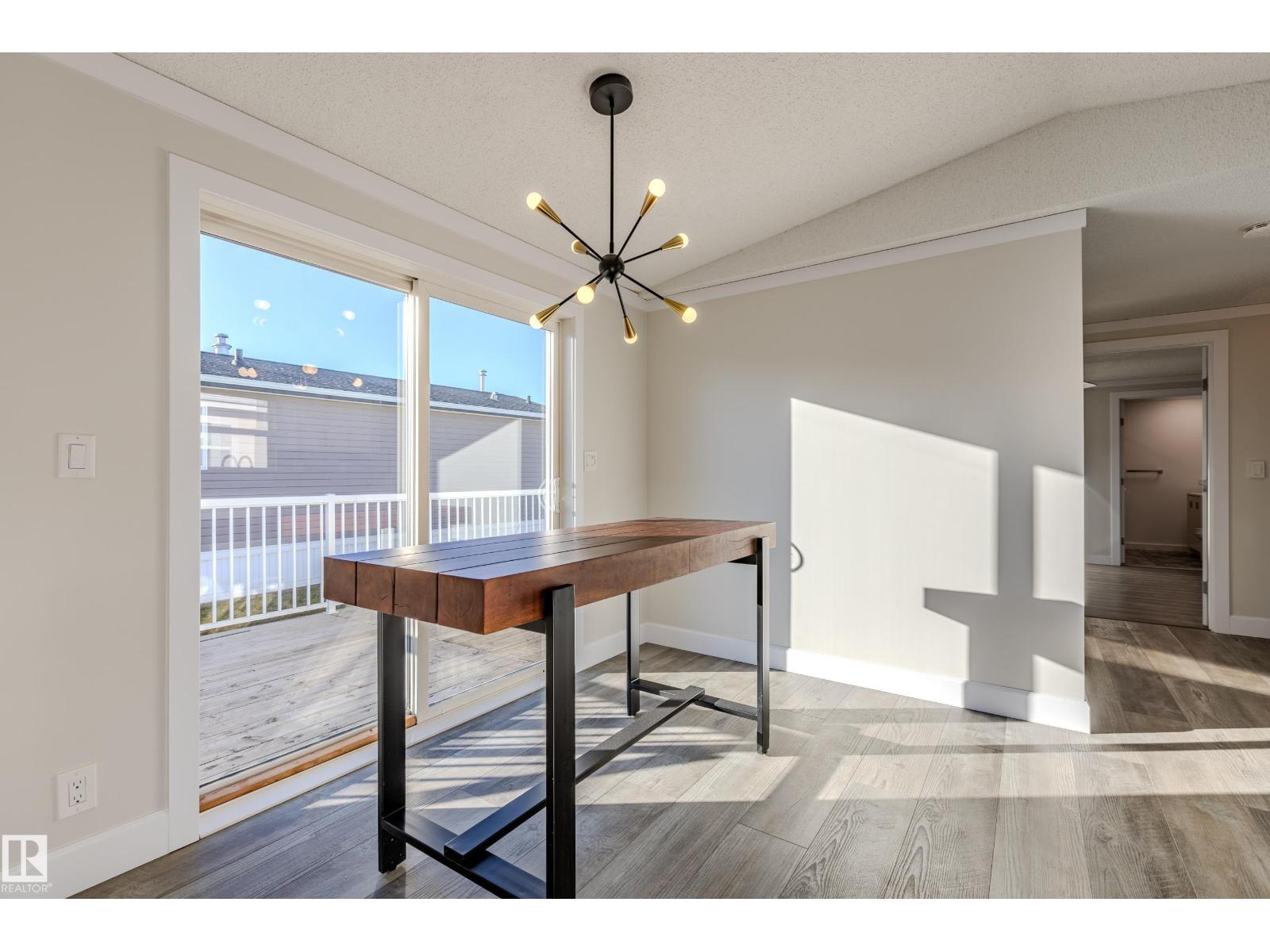 514 Maple Wood CR NW NW, Edmonton