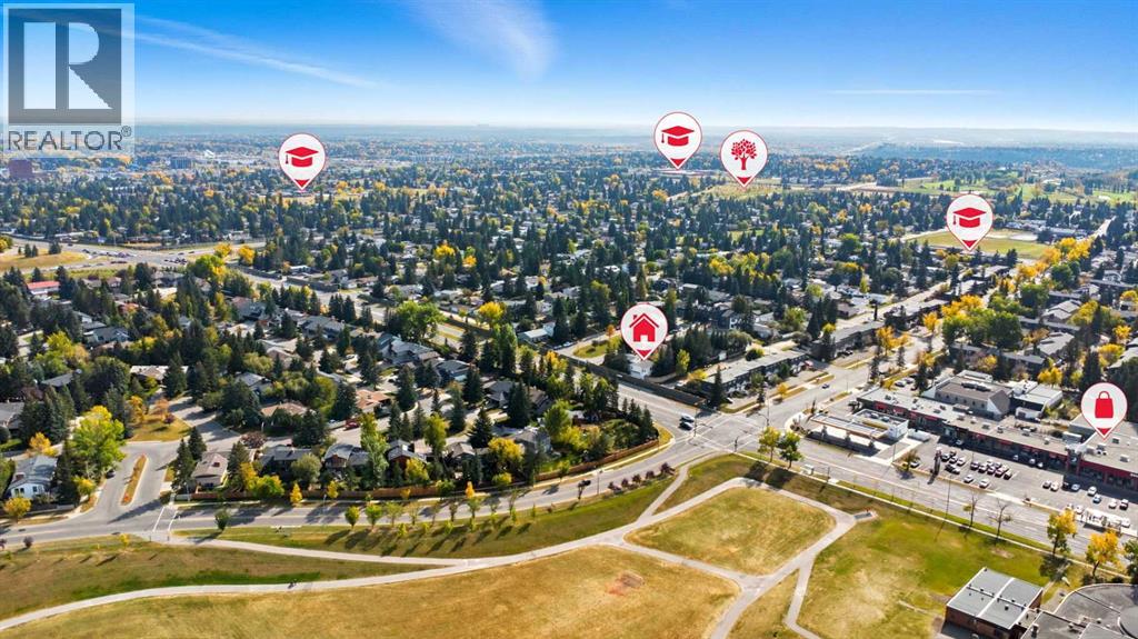 Single Family House 4 Level for Sale in  Braemar Place SW Braeside Calgary 