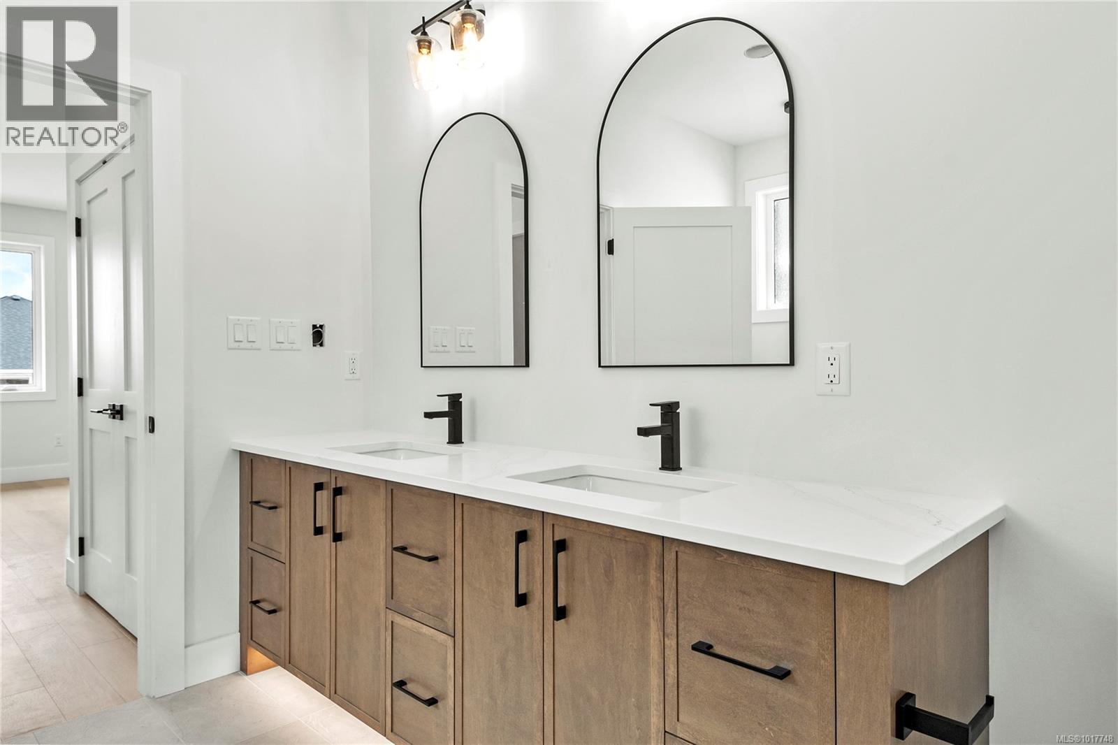 3428 Rhys Rd, Courtenay