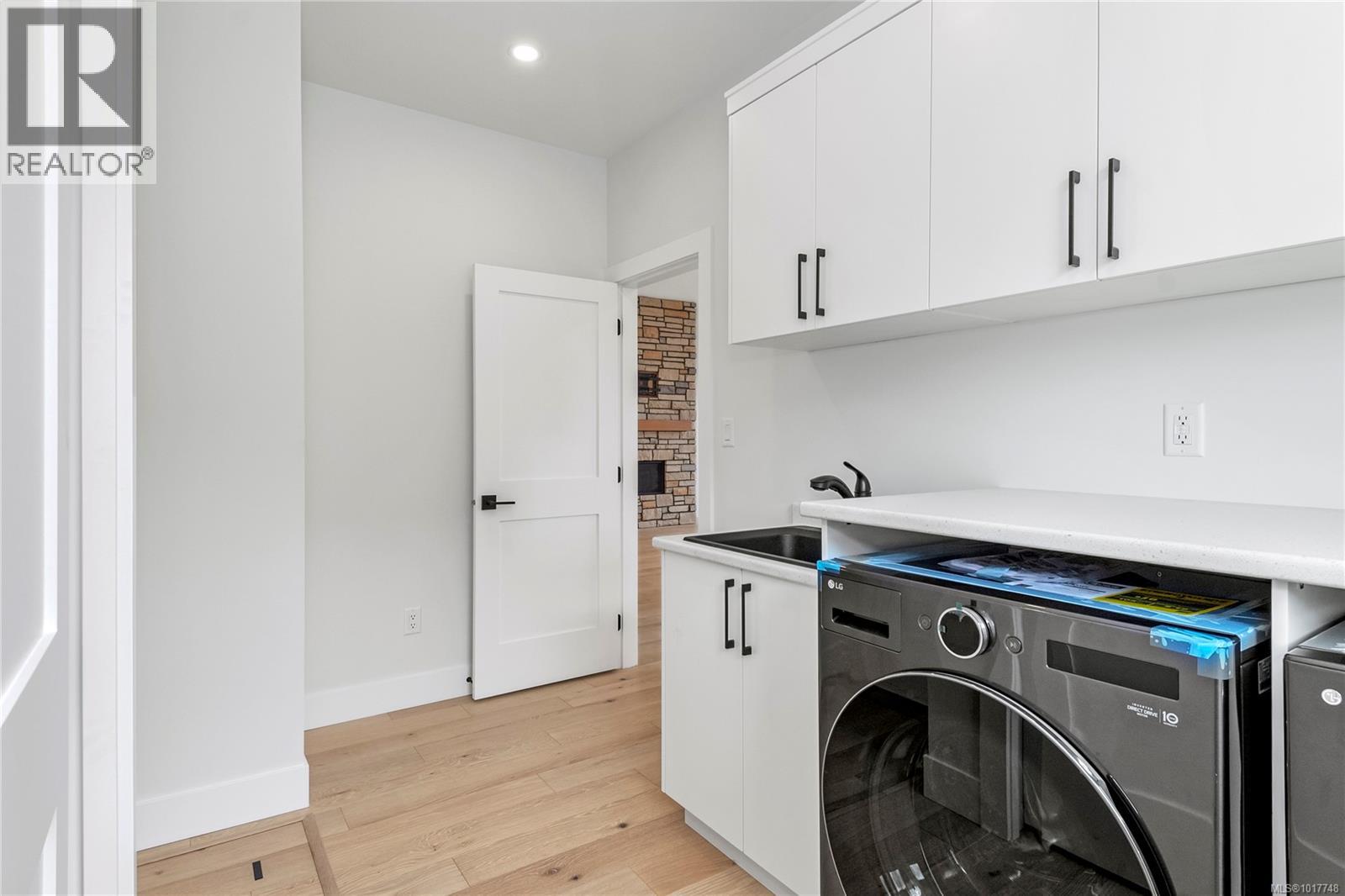 3428 Rhys Rd, Courtenay