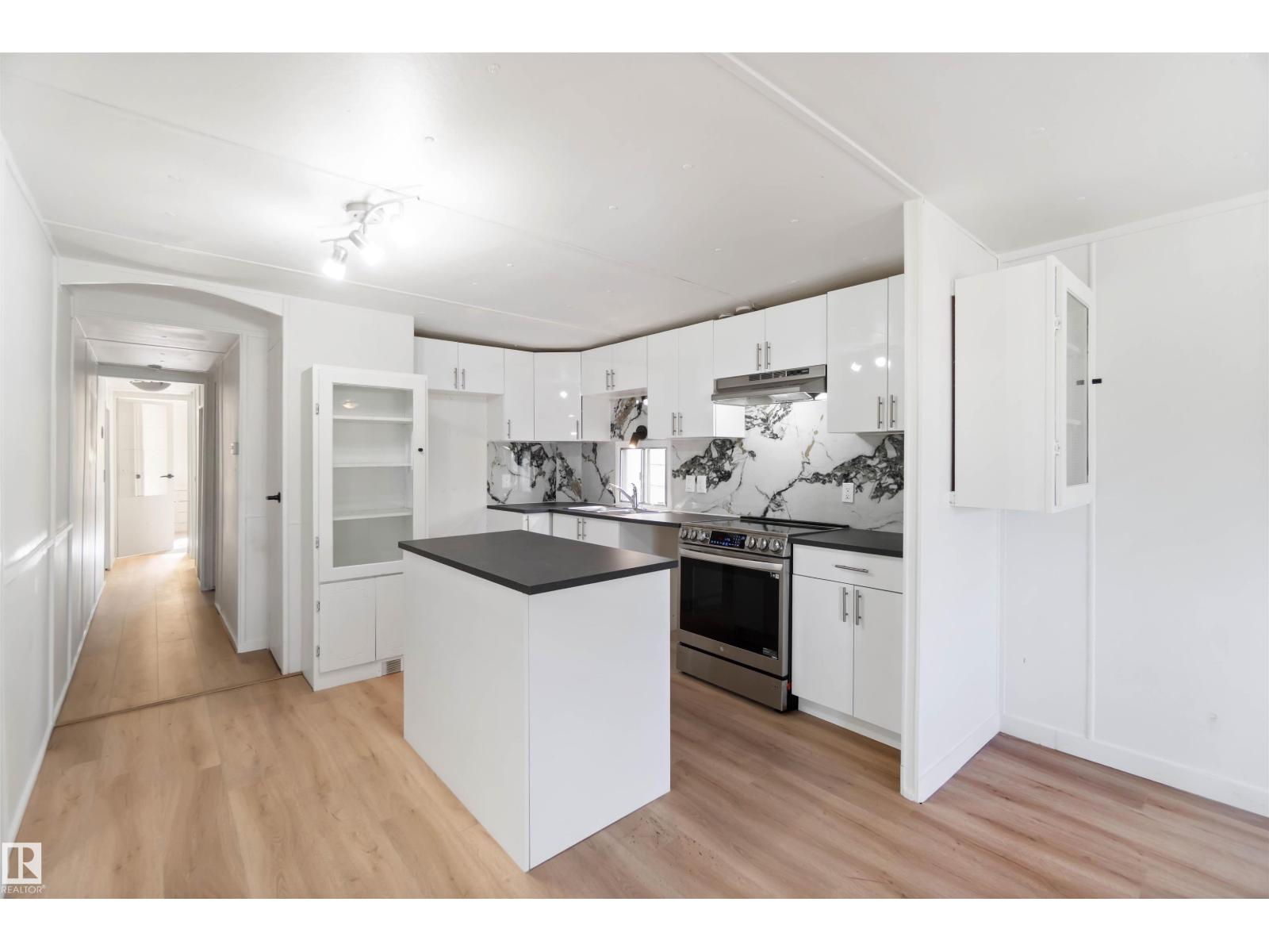 #118 305 Calahoo RD, Spruce Grove