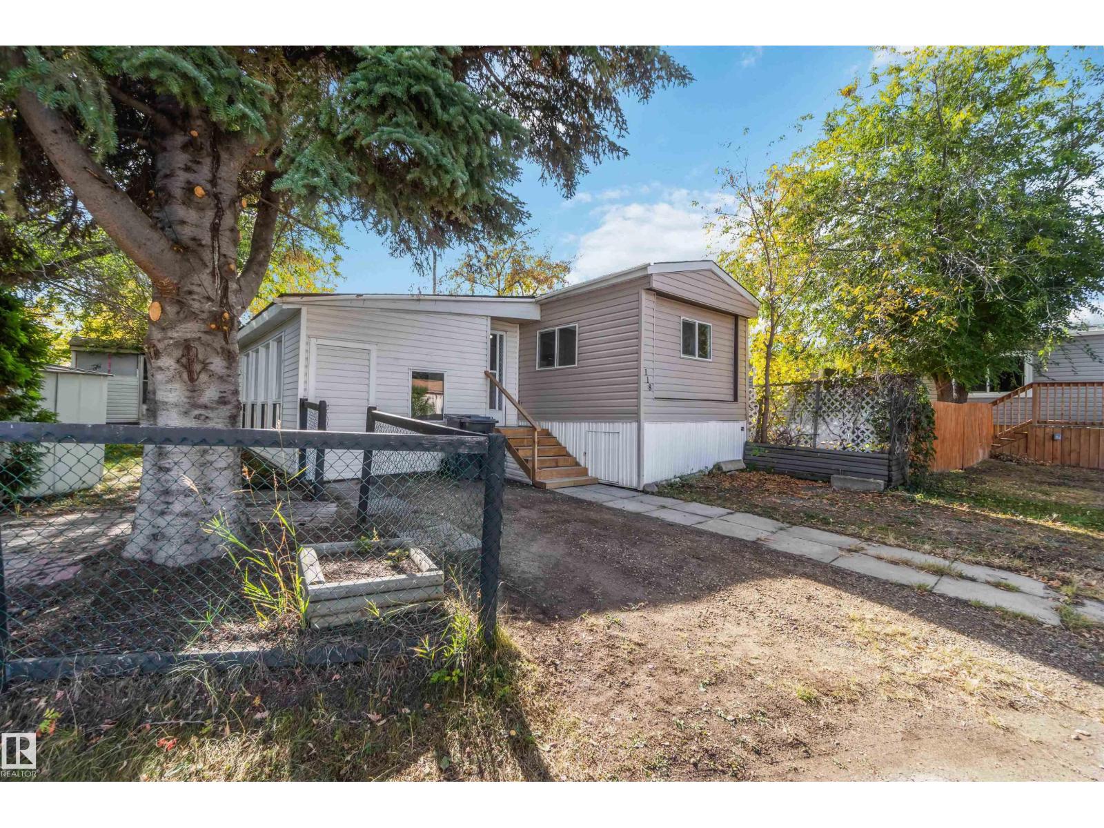 #118 305 Calahoo RD, Spruce Grove