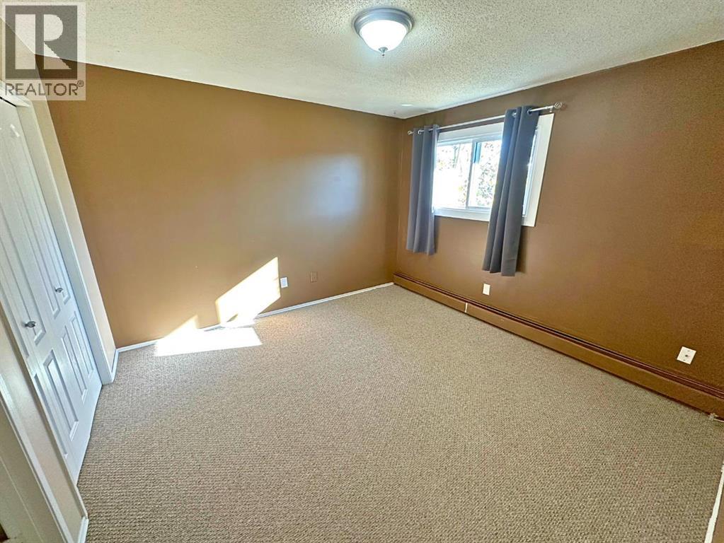 11 Gibson Close, Red Deer