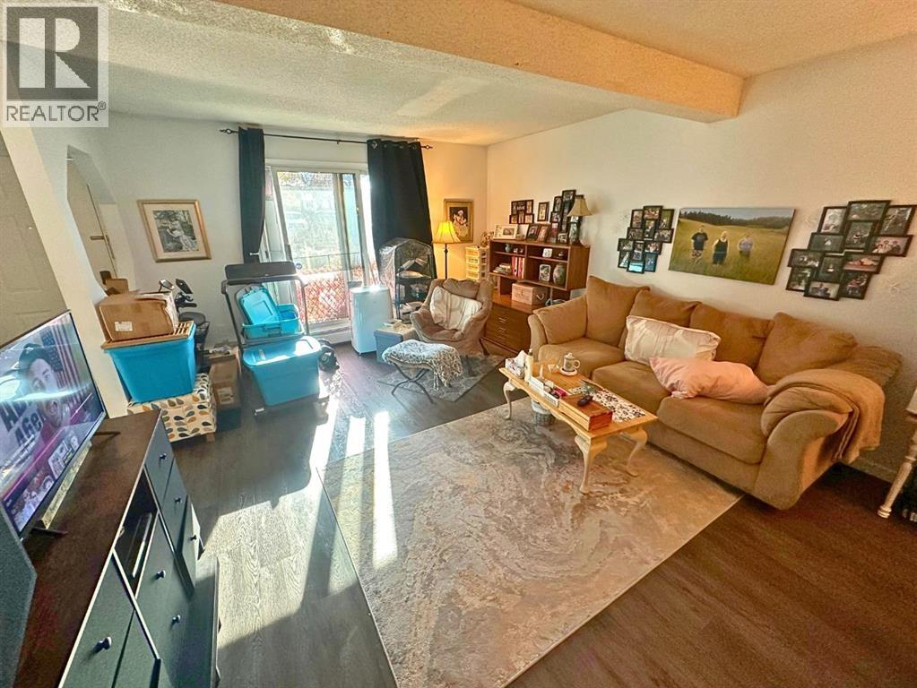 11 Gibson Close, Red Deer
