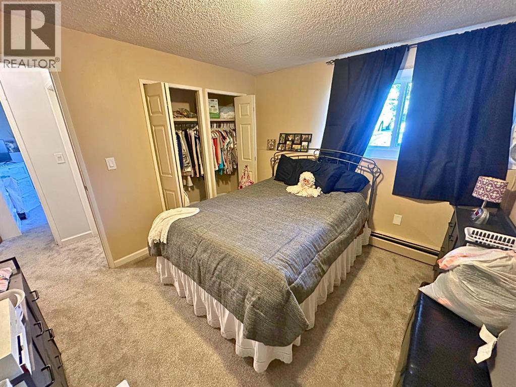 11 Gibson Close, Red Deer