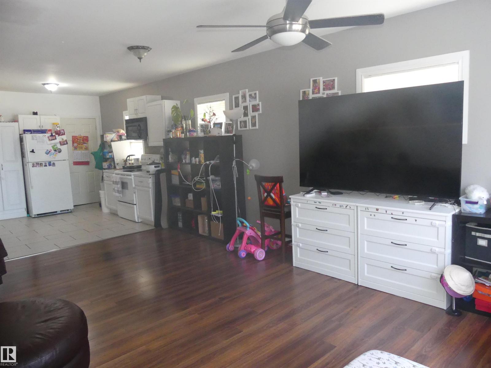 10618 96 ST NW NW, Edmonton