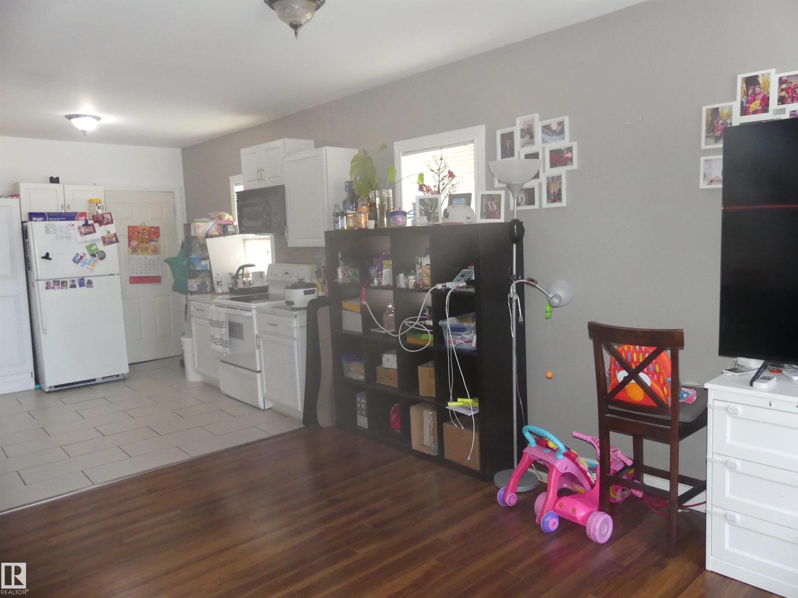 10618 96 ST NW NW - 3