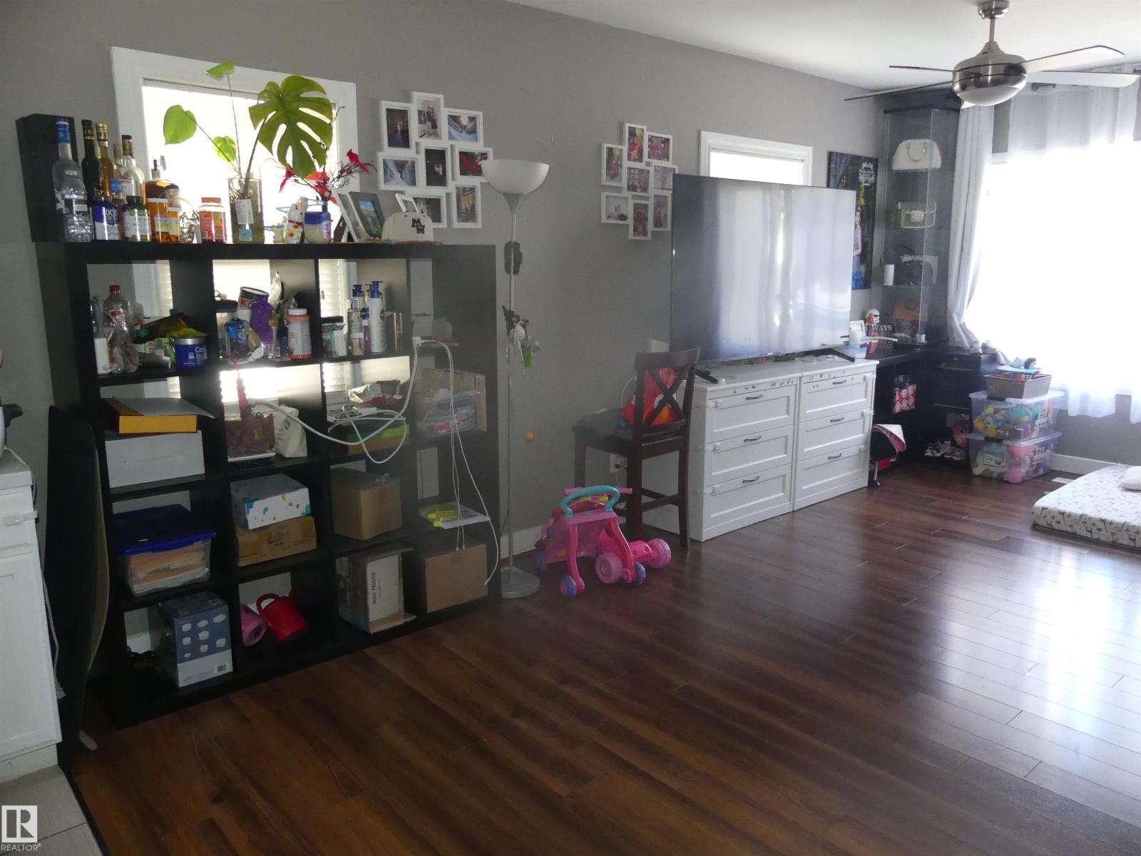 10618 96 ST NW NW - 9