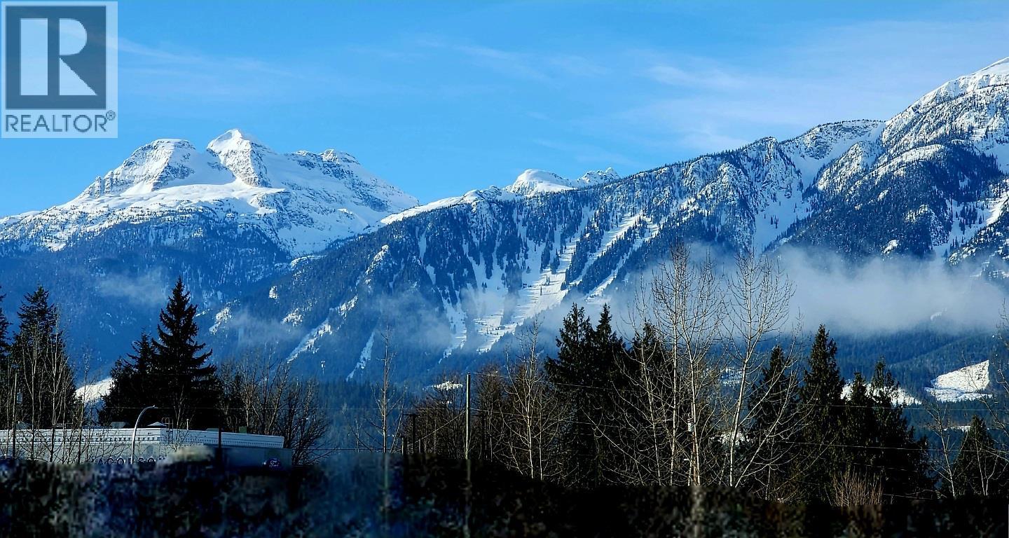 1640 Bend Frontage Road - photo 2