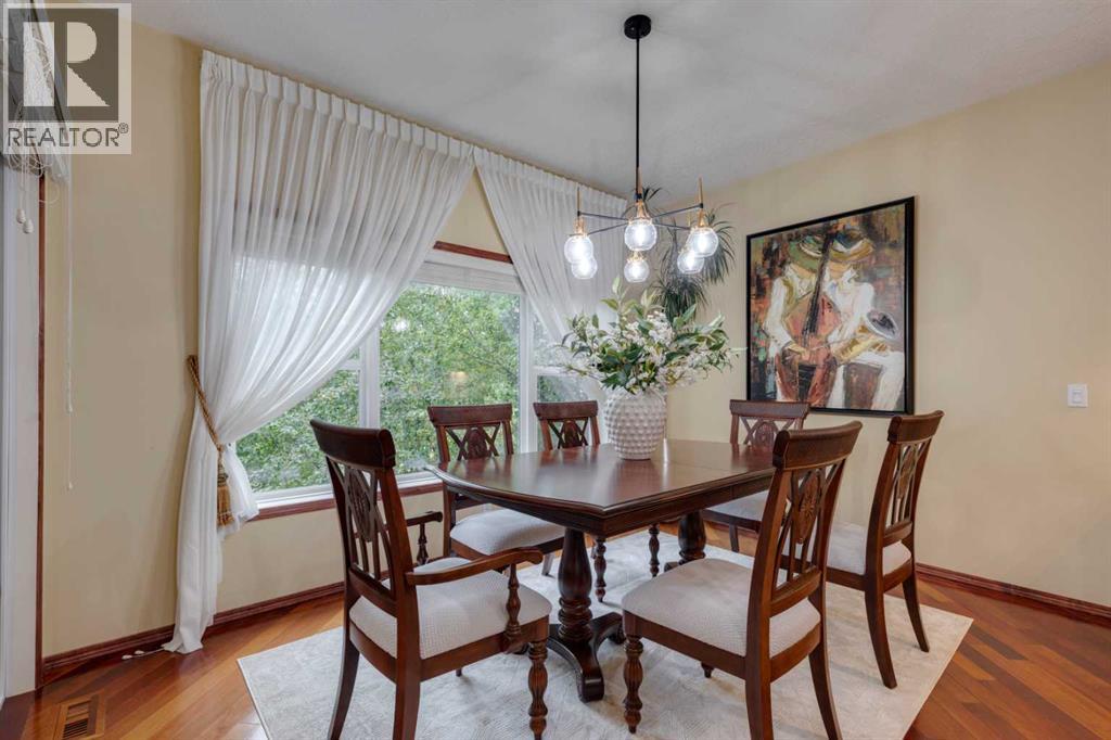 Single Family House for Sale in  Discovery Ridge Boulevard SW Discovery Ridge Calgary 