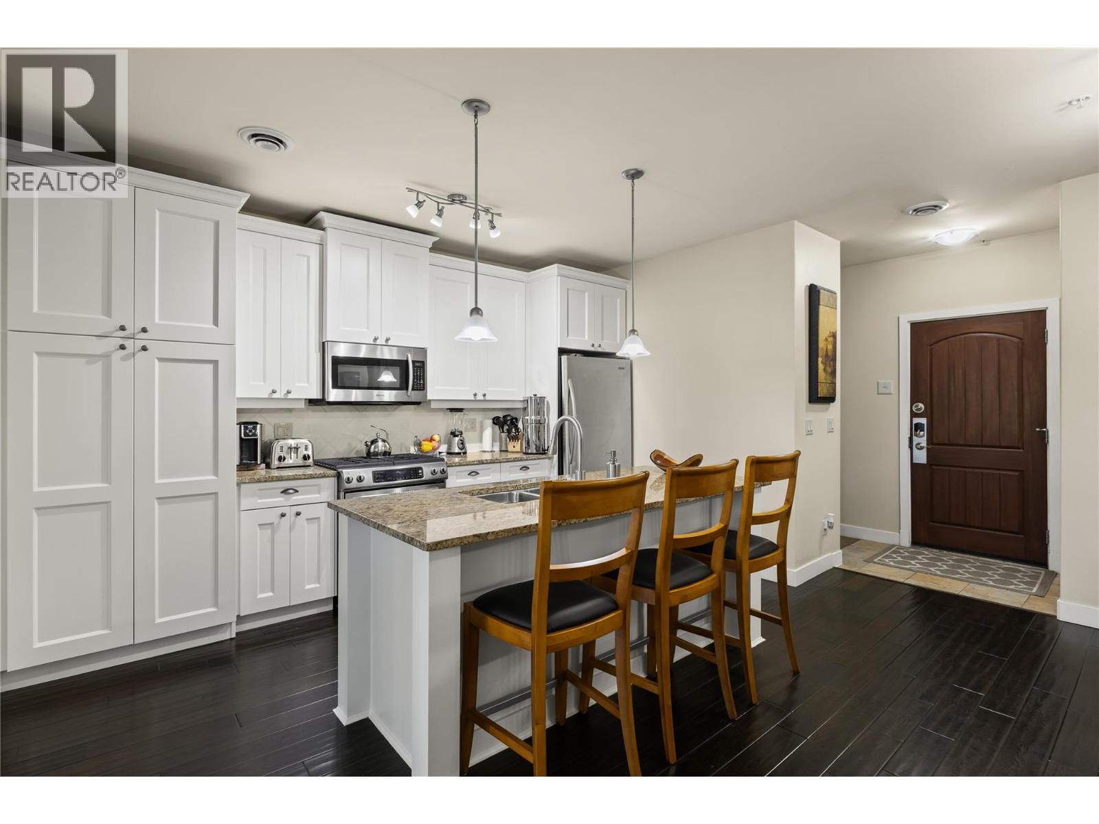 3203 4036 Pritchard Drive North, West Kelowna