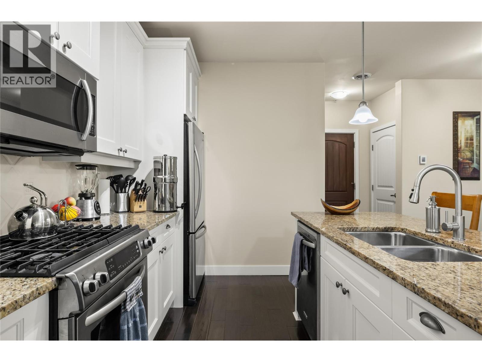 3203 4036 Pritchard Drive North, West Kelowna