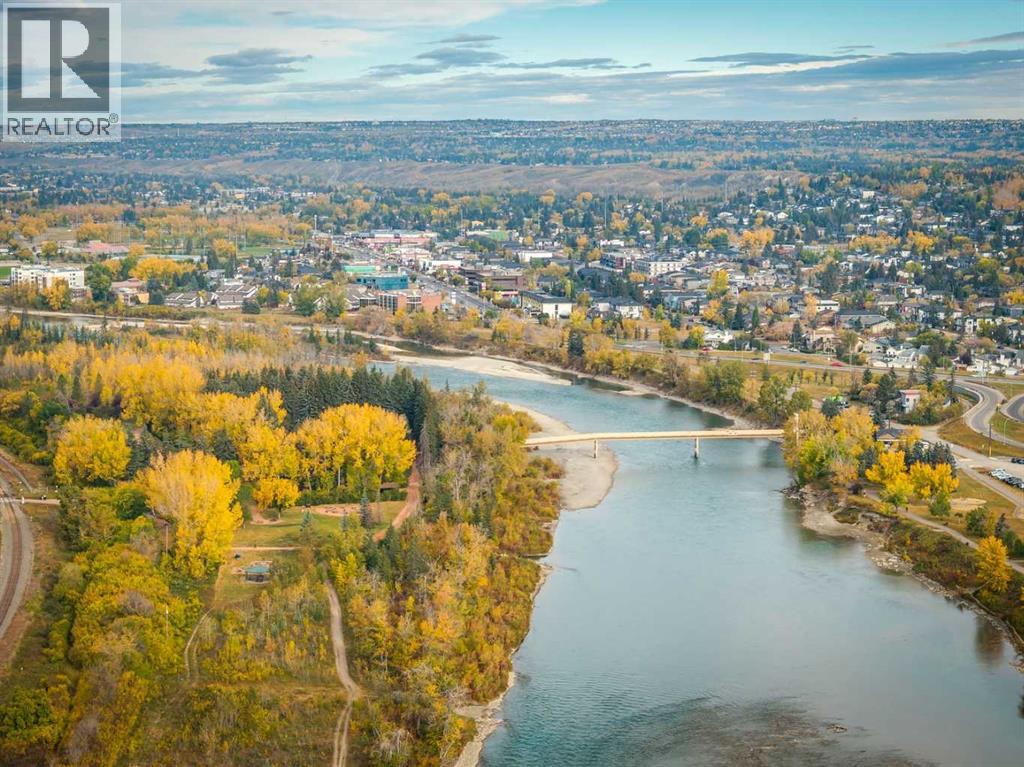Single Family House Bungalow for Sale in  Wimbledon Crescent SW Wildwood Calgary 