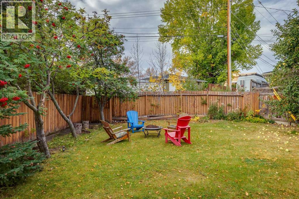 Single Family House Bungalow for Sale in  Wimbledon Crescent SW Wildwood Calgary 