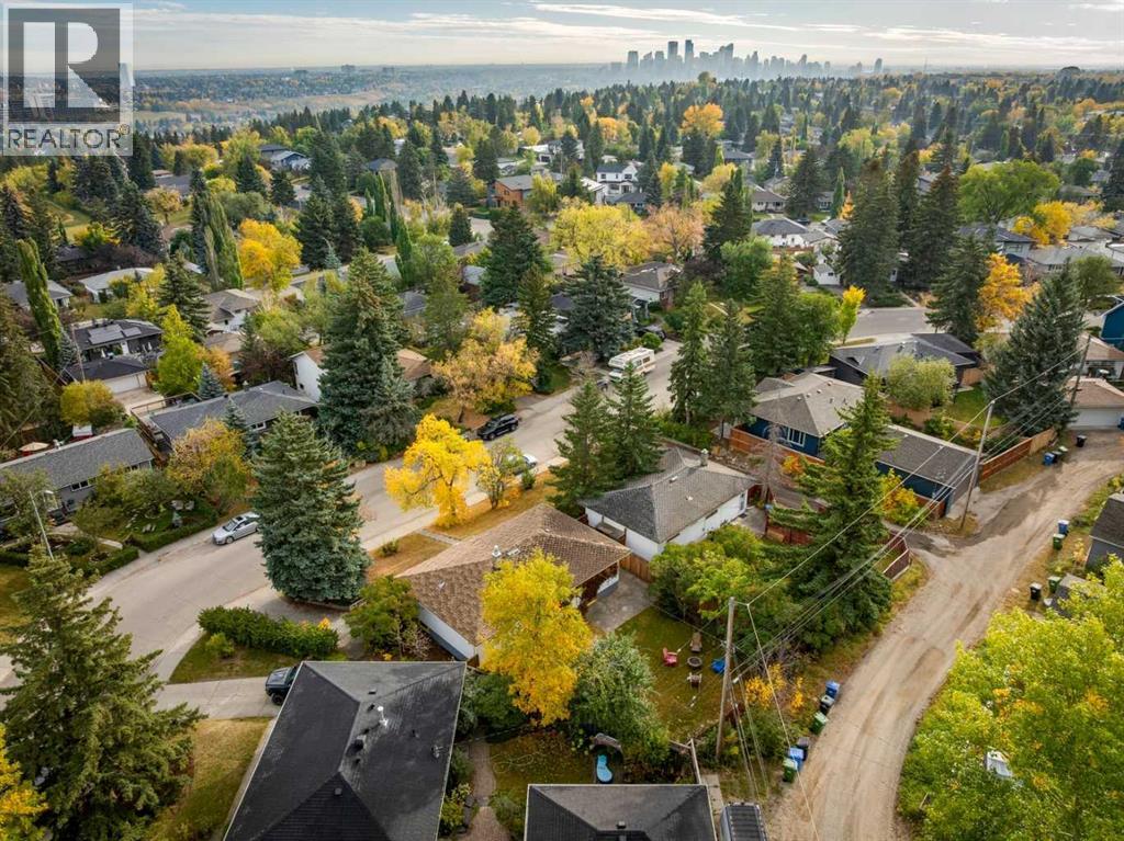 Single Family House Bungalow for Sale in  Wimbledon Crescent SW Wildwood Calgary 
